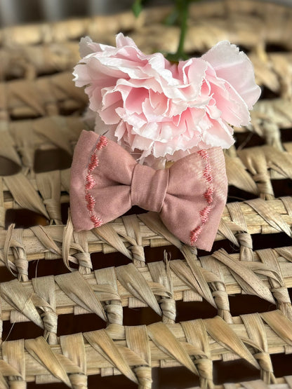 barrette noeud coeur rose pale